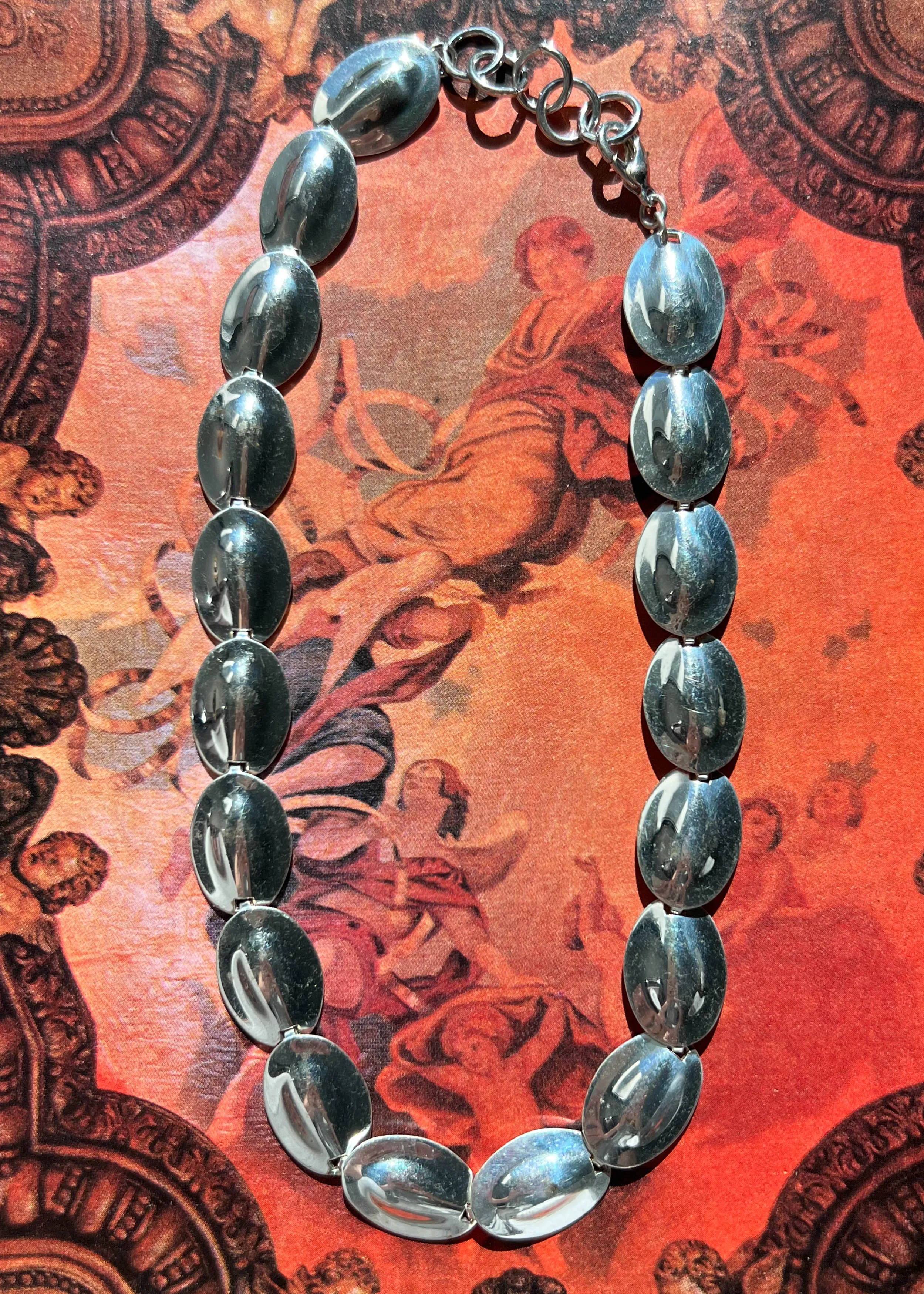 90's Linked Ovals Choker