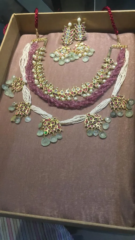 Aurora Choker