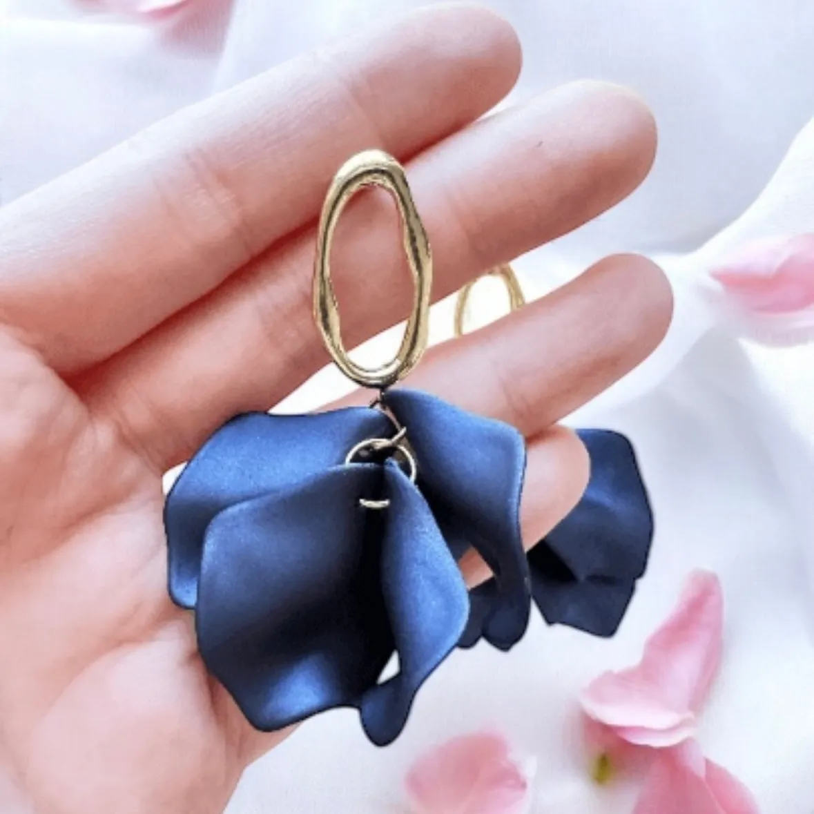 Blue - Navy blue flowers earrings | iridescent petals earrings | gold & blue floral earrings | bridal party wedding earrings