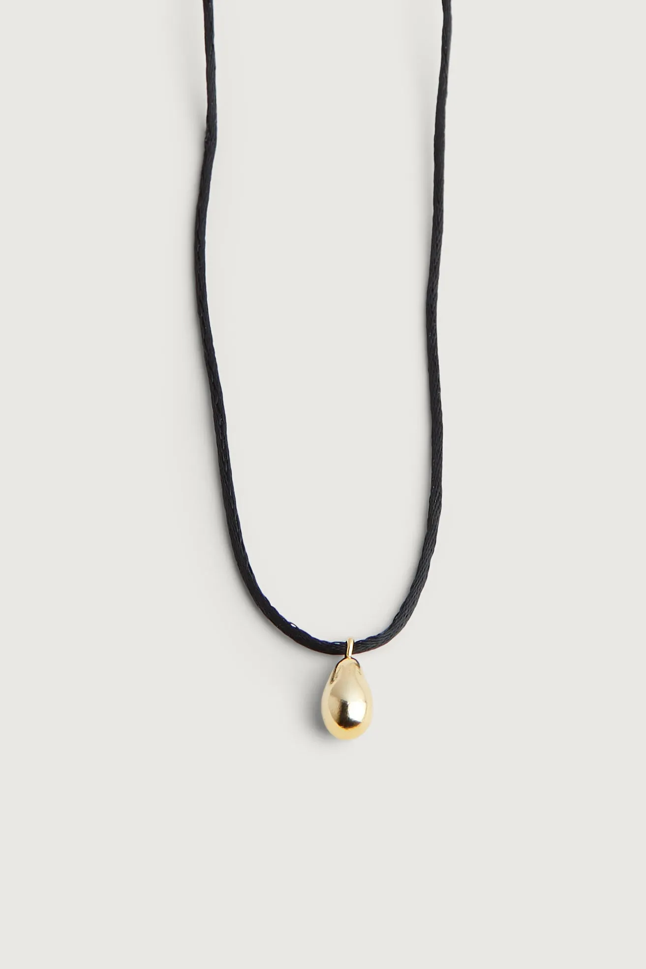 CORD NECKLACE WITH BUBBLE DROP