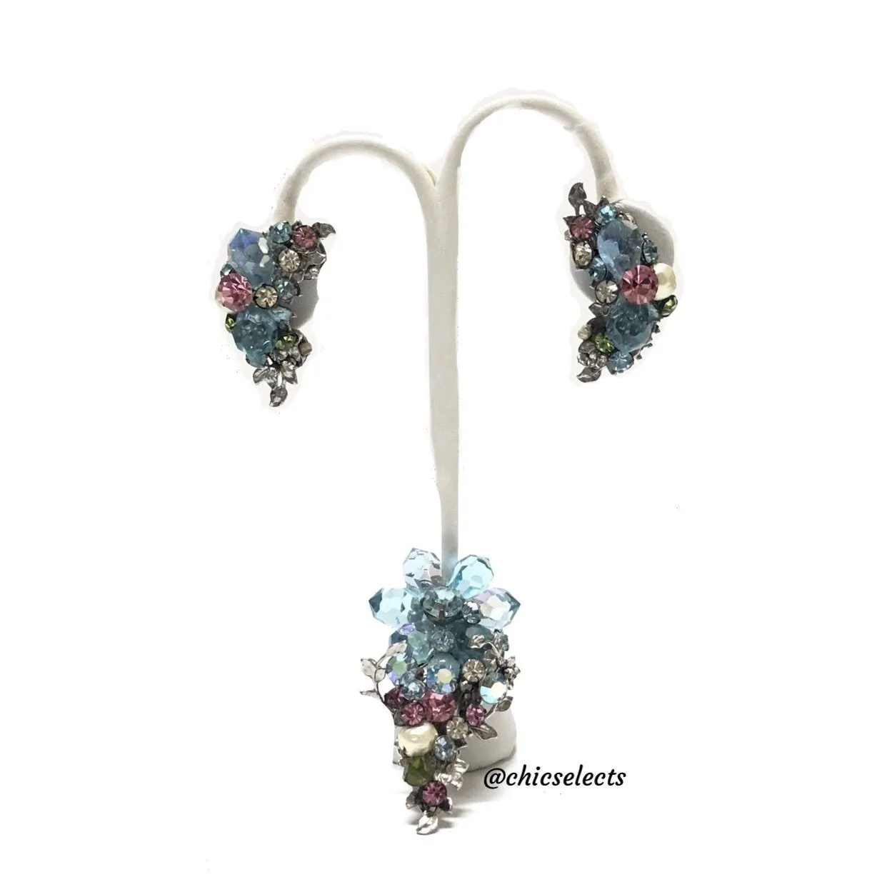 DE MARIO NY VINTAGE ENCRUSTED CRYSTAL CLIP-ON EARRINGS-BROOCH