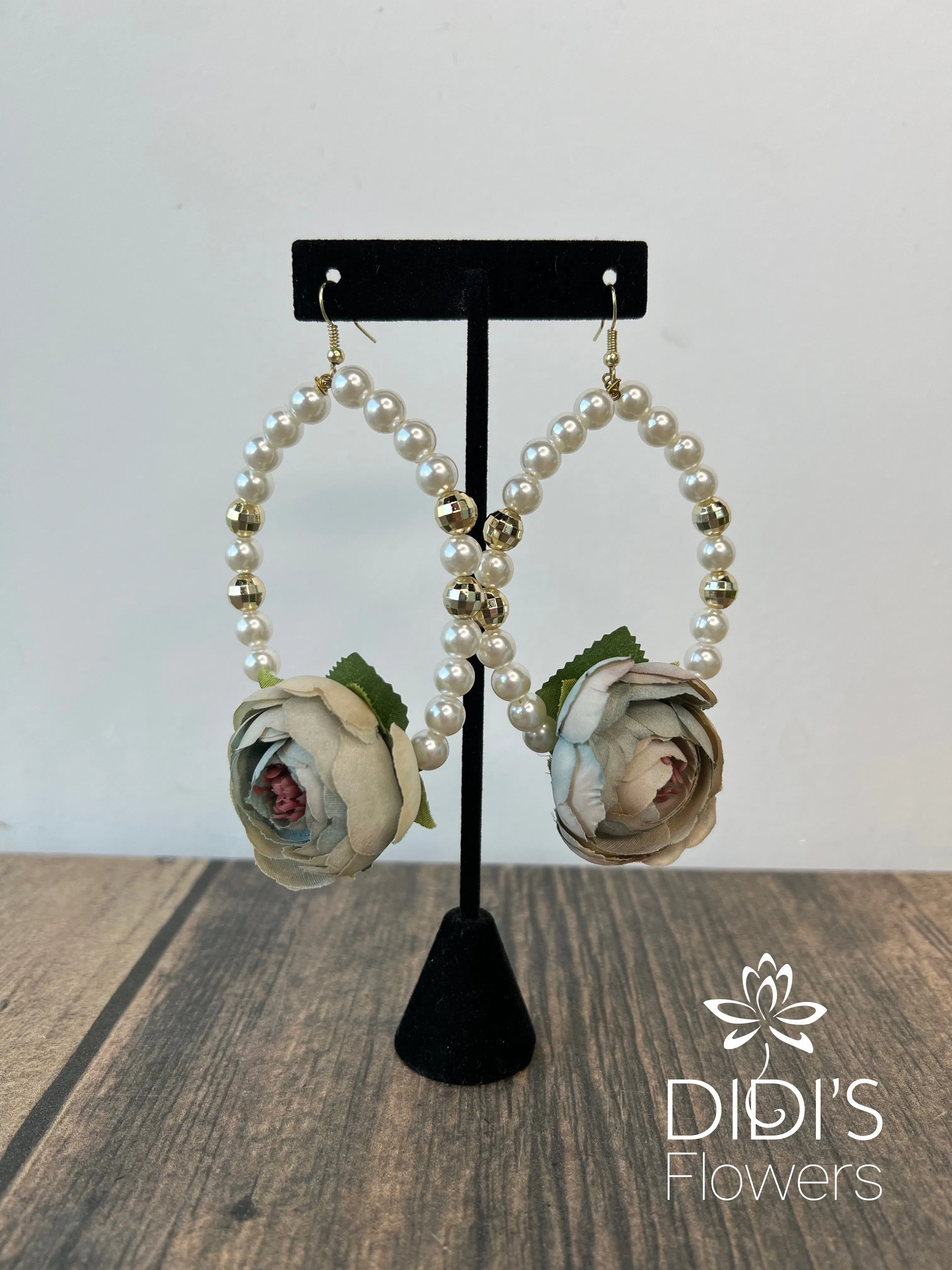 Earrings with Pearls