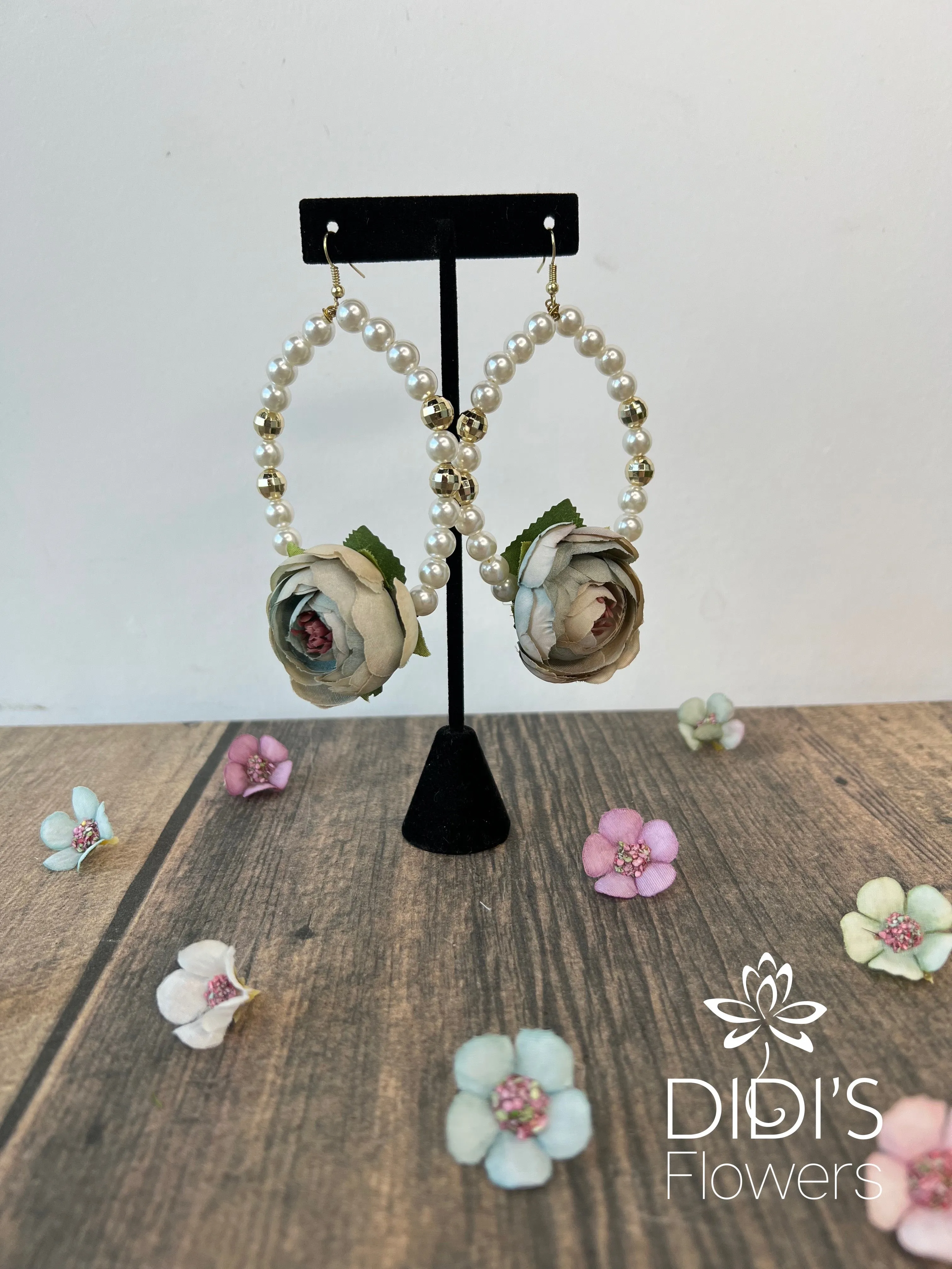 Earrings with Pearls