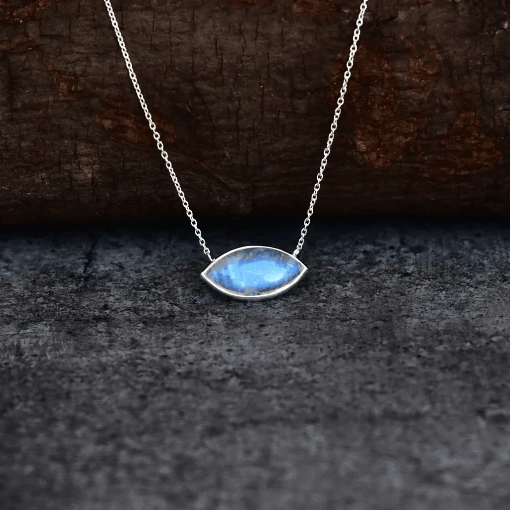 Eye Ray - Moonstone Necklace