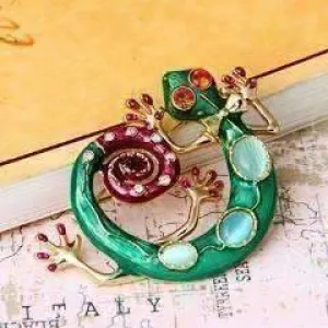 Gecko Brooch Green Enamel and Crystal Sweater Pin for Women