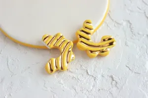 Gold Striped Flower Hoop Earrings Gold Striped Flower Hoop Earrings