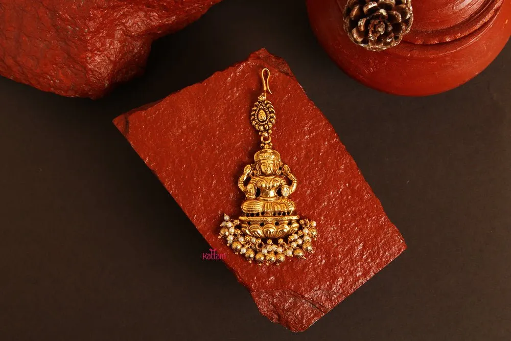 Golden Lakshmi Maang Tikka