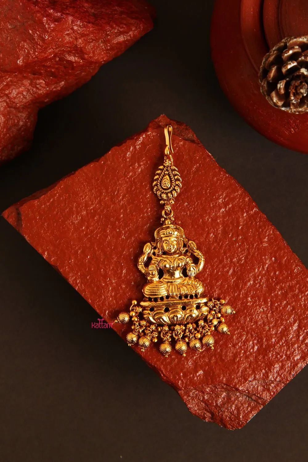 Golden Lakshmi Maang Tikka