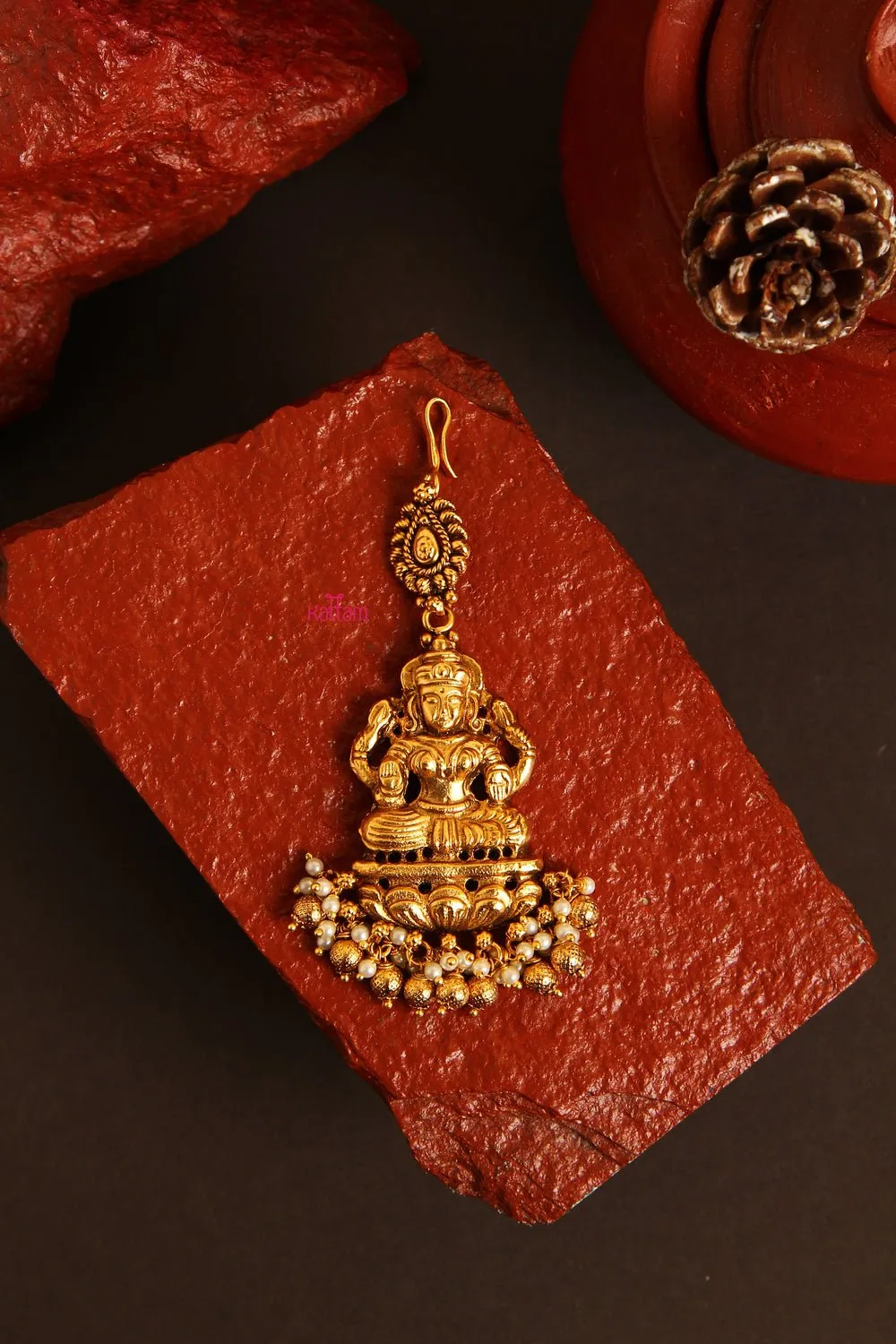Golden Lakshmi Maang Tikka