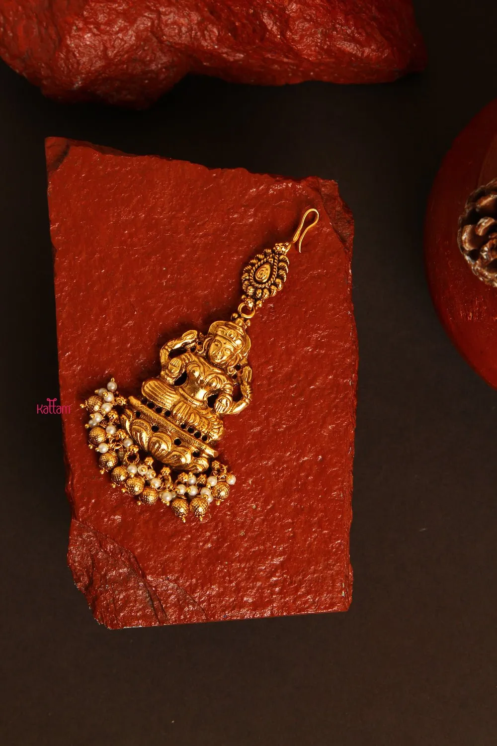 Golden Lakshmi Maang Tikka