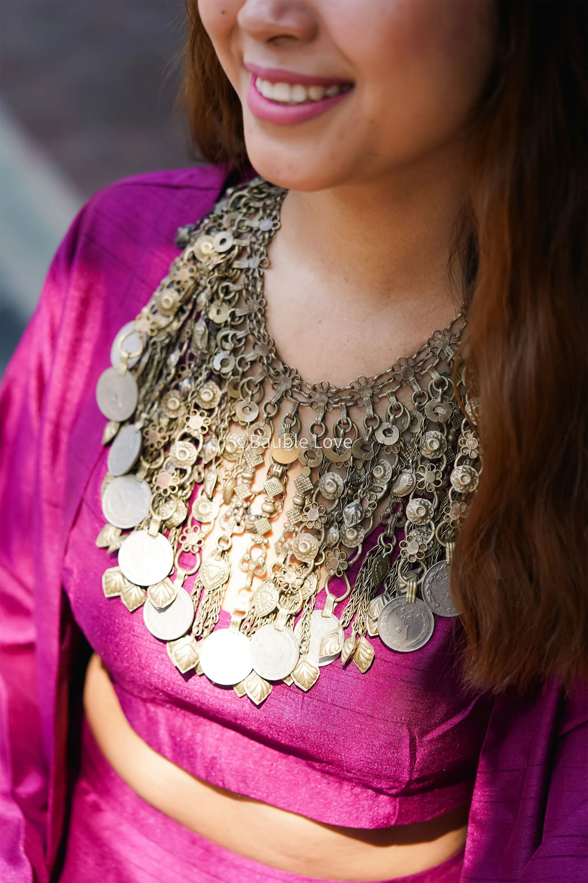 Itrat Afghan Choker