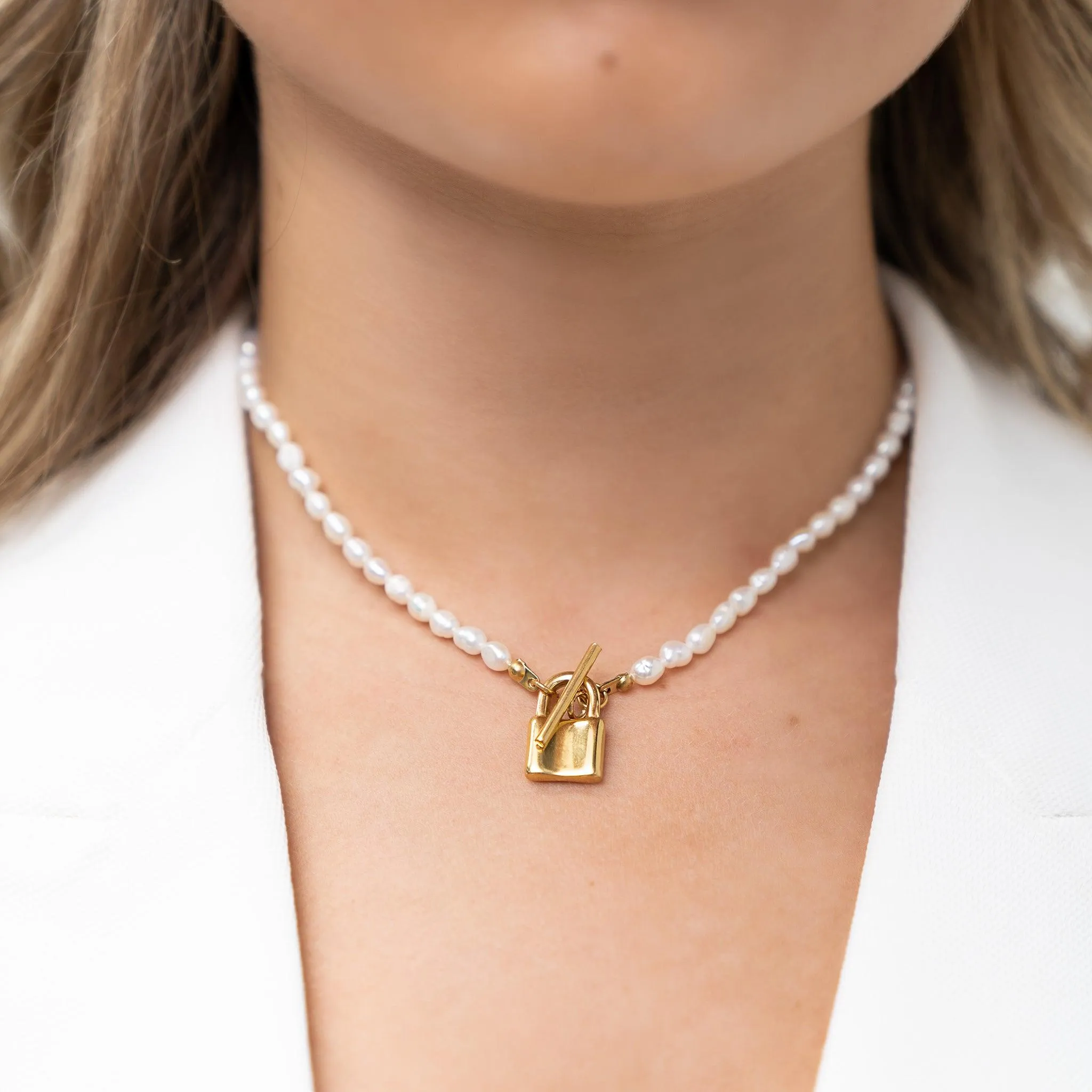 Kimberly Pearl Choker