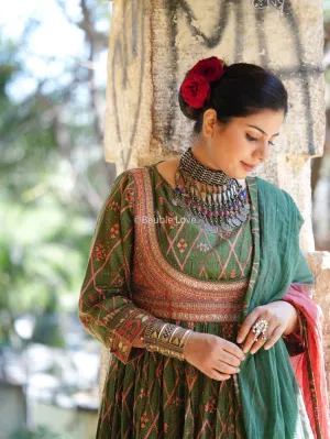 Luft Afghan Choker