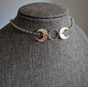 Minimalist Triple Moon Chocker