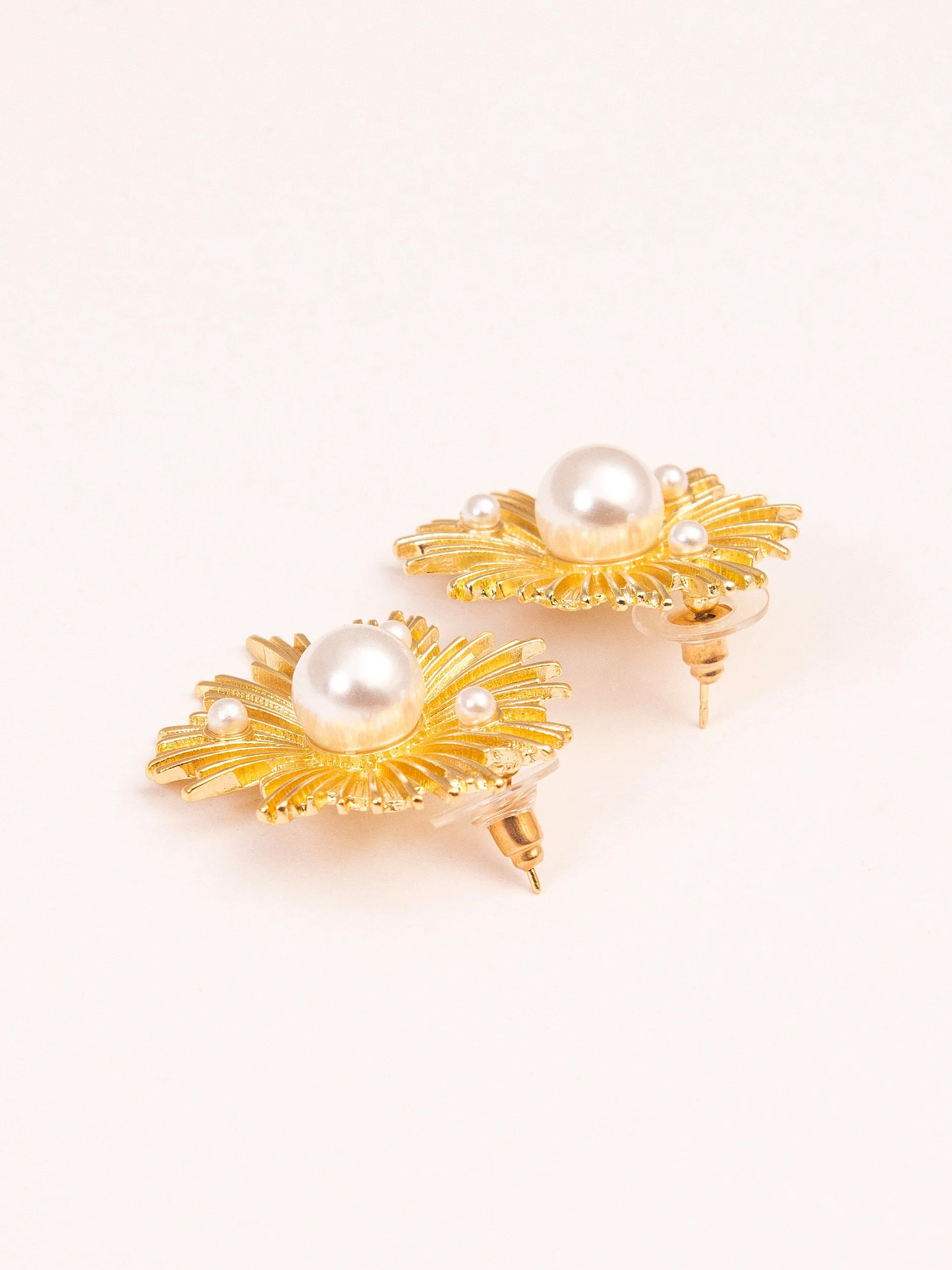 Pearl Floral Earrings