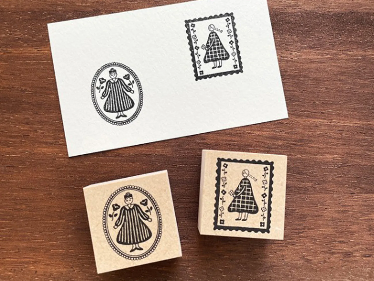 "Marle" Japanese Wooden Rubber Stamp - Brooch