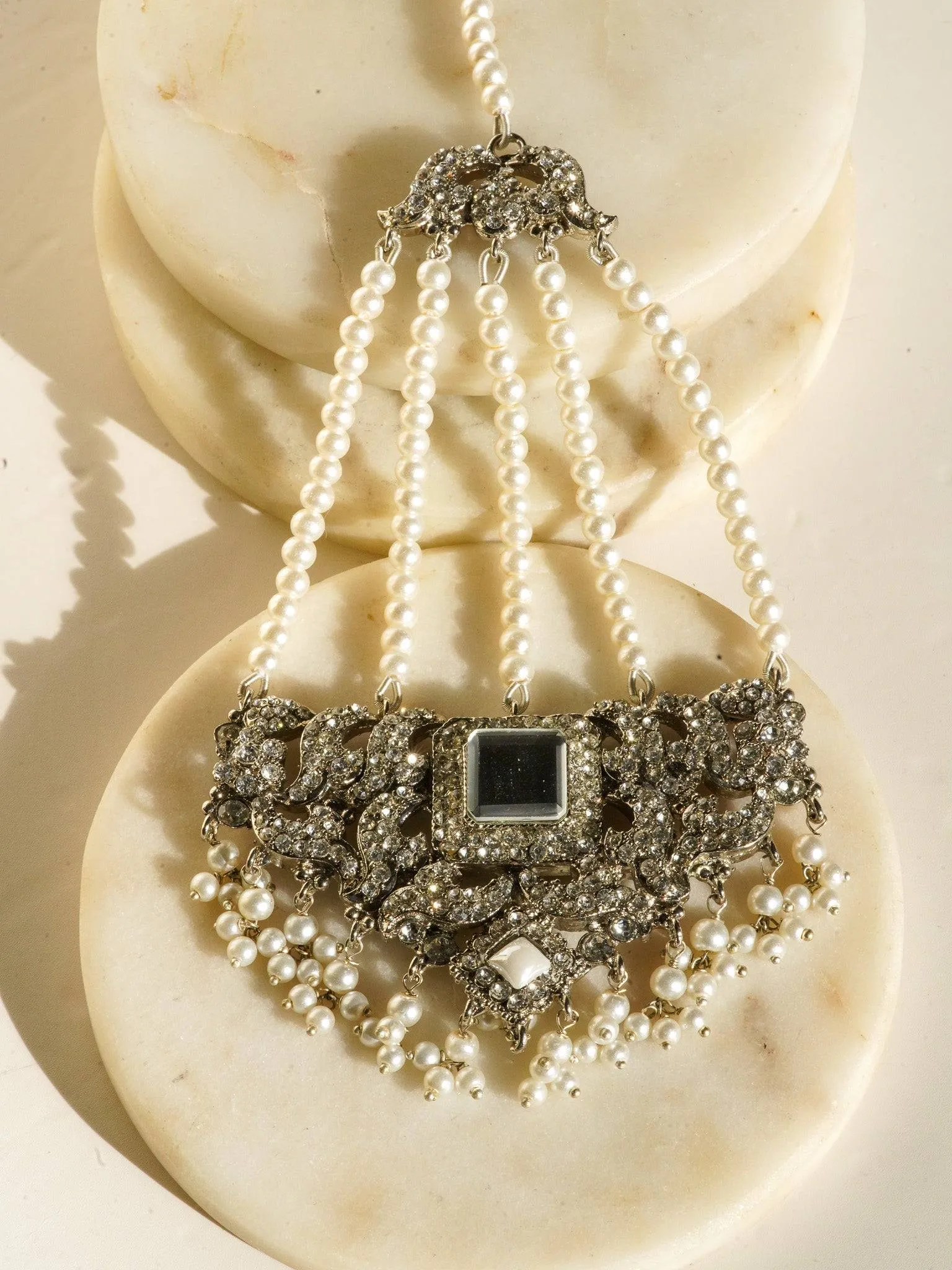 Shanzay - Mirror Embellished Choker Necklace Set