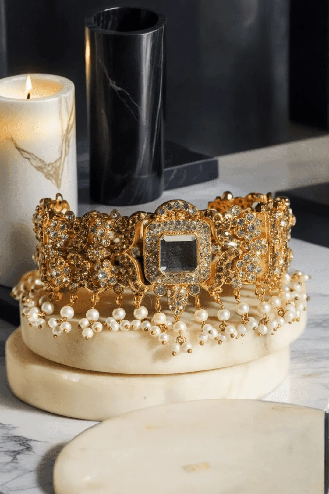 Shanzay - Mirror Embellished Choker Necklace Set