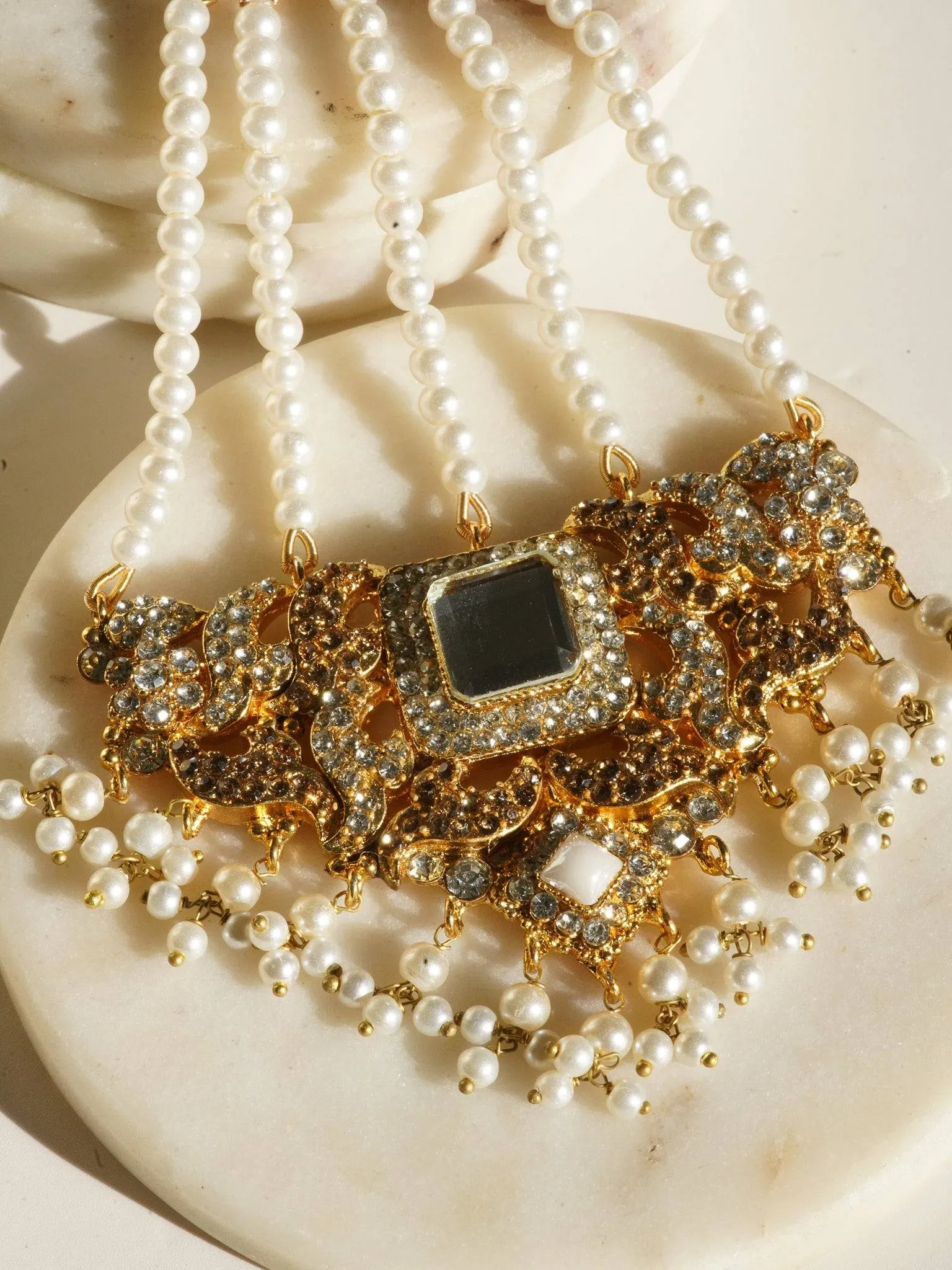 Shanzay - Mirror Embellished Choker Necklace Set