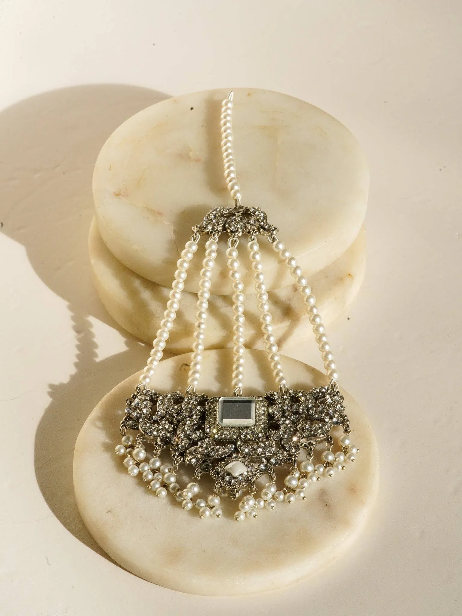 Shanzay - Mirror Embellished Choker Necklace Set