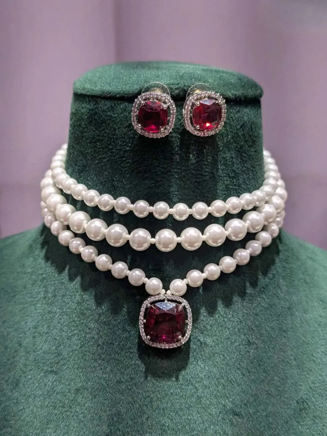 Vintage Triple Layered Pearl Choker Necklace