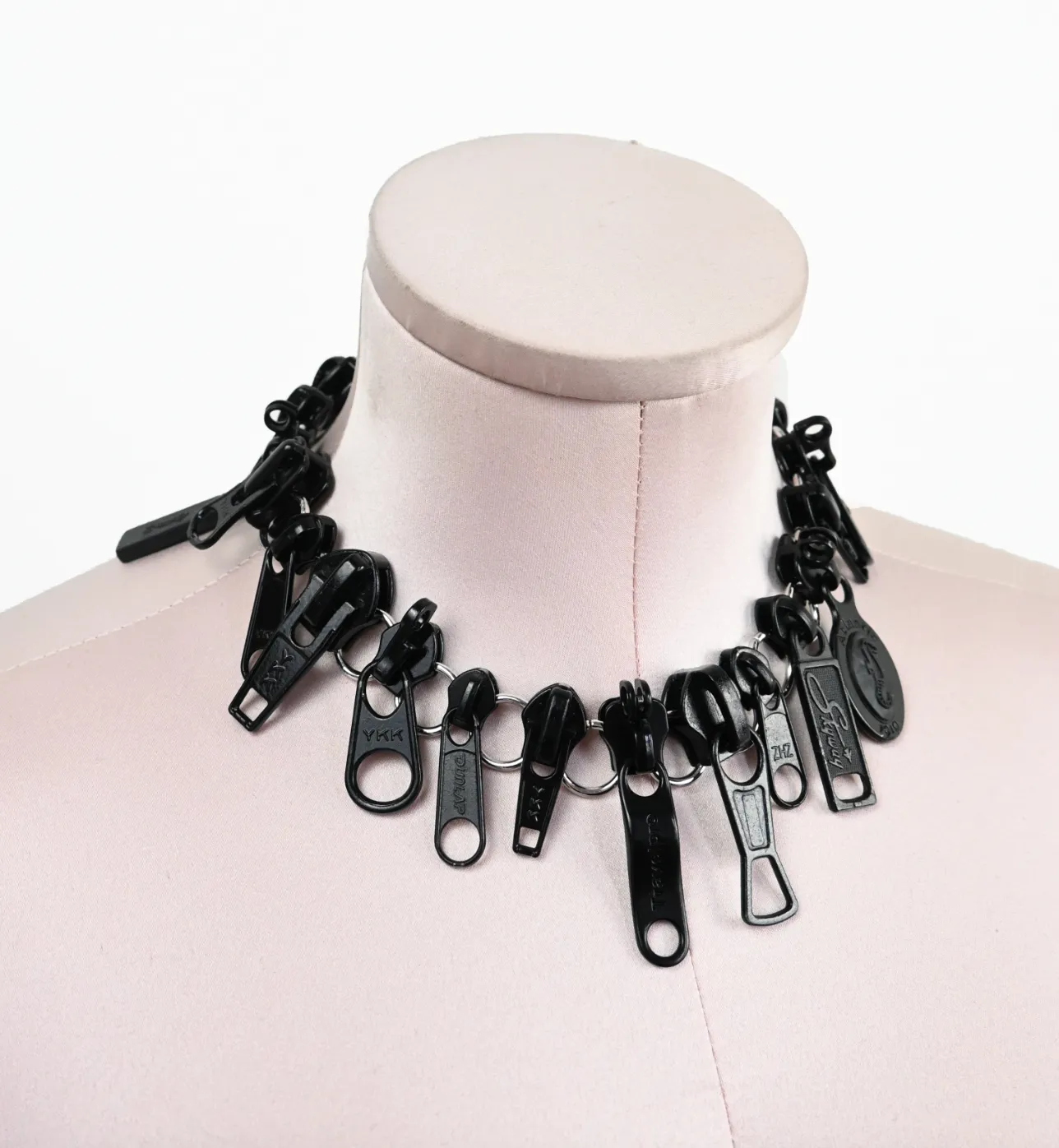 Zipper Choker Black